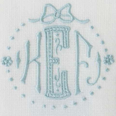 洋書 Monograms and Antique Linens Monograms and Antique Linens: A Collection of Beautiful